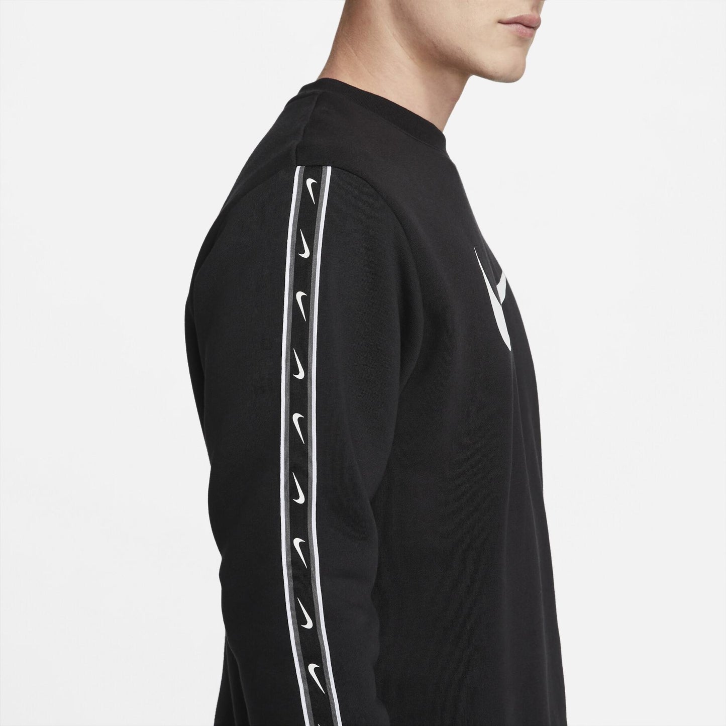 Nike Repeat Fleece Sweatshirt