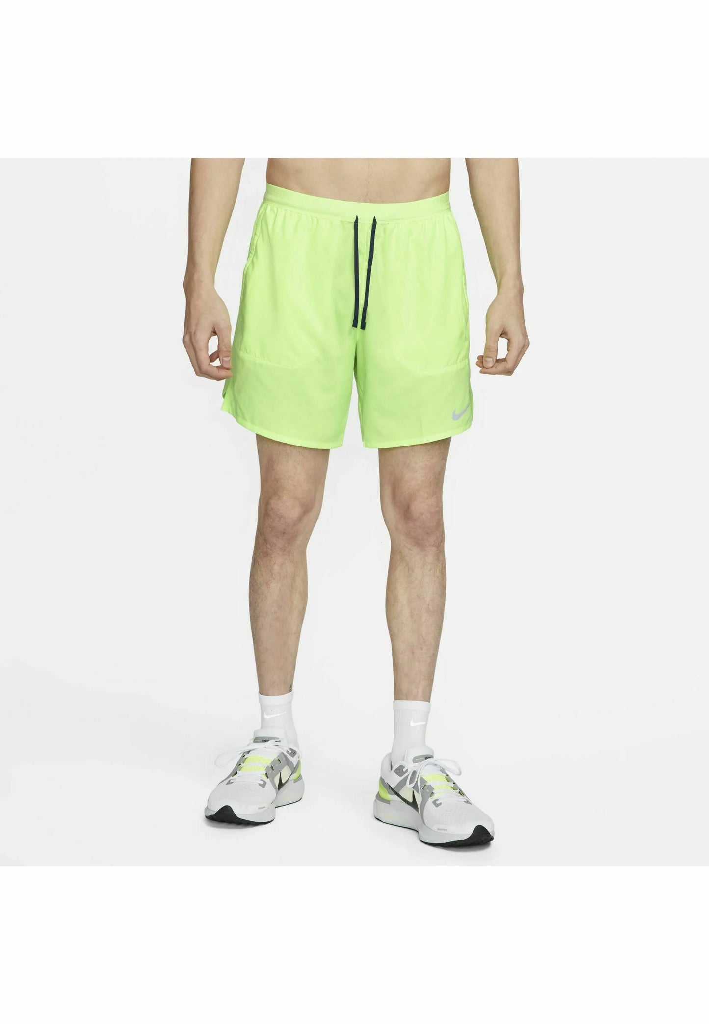 Nike Stride Short Ghost Green